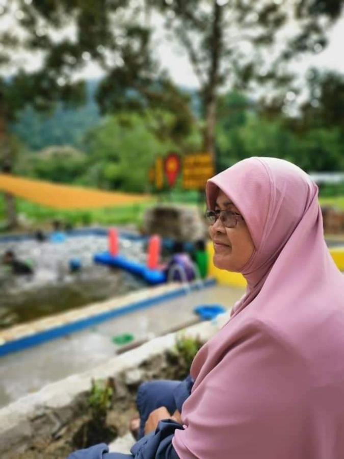 Lopoh Waterfront Budget Chalets Villa Hulu Langat Eksteriør billede