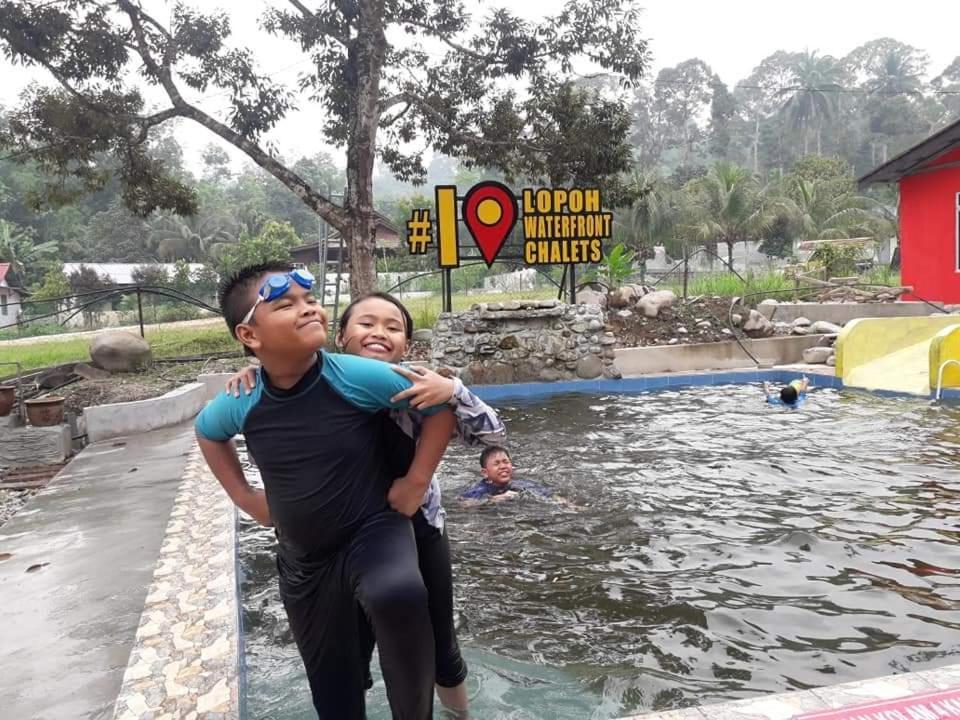 Lopoh Waterfront Budget Chalets Villa Hulu Langat Eksteriør billede