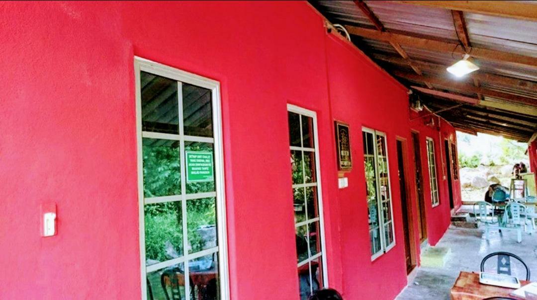 Lopoh Waterfront Budget Chalets Villa Hulu Langat Eksteriør billede